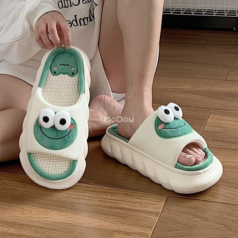 Cute best sale frog slippers