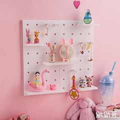 Kawaii Punch Free Wall Shelf