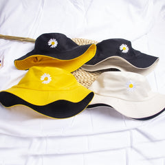 Reversible Fresh Daisy Fisherman Cap