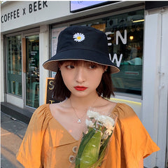 Reversible Fresh Daisy Fisherman Cap