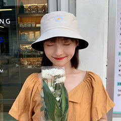 Reversible Fresh Daisy Fisherman Cap