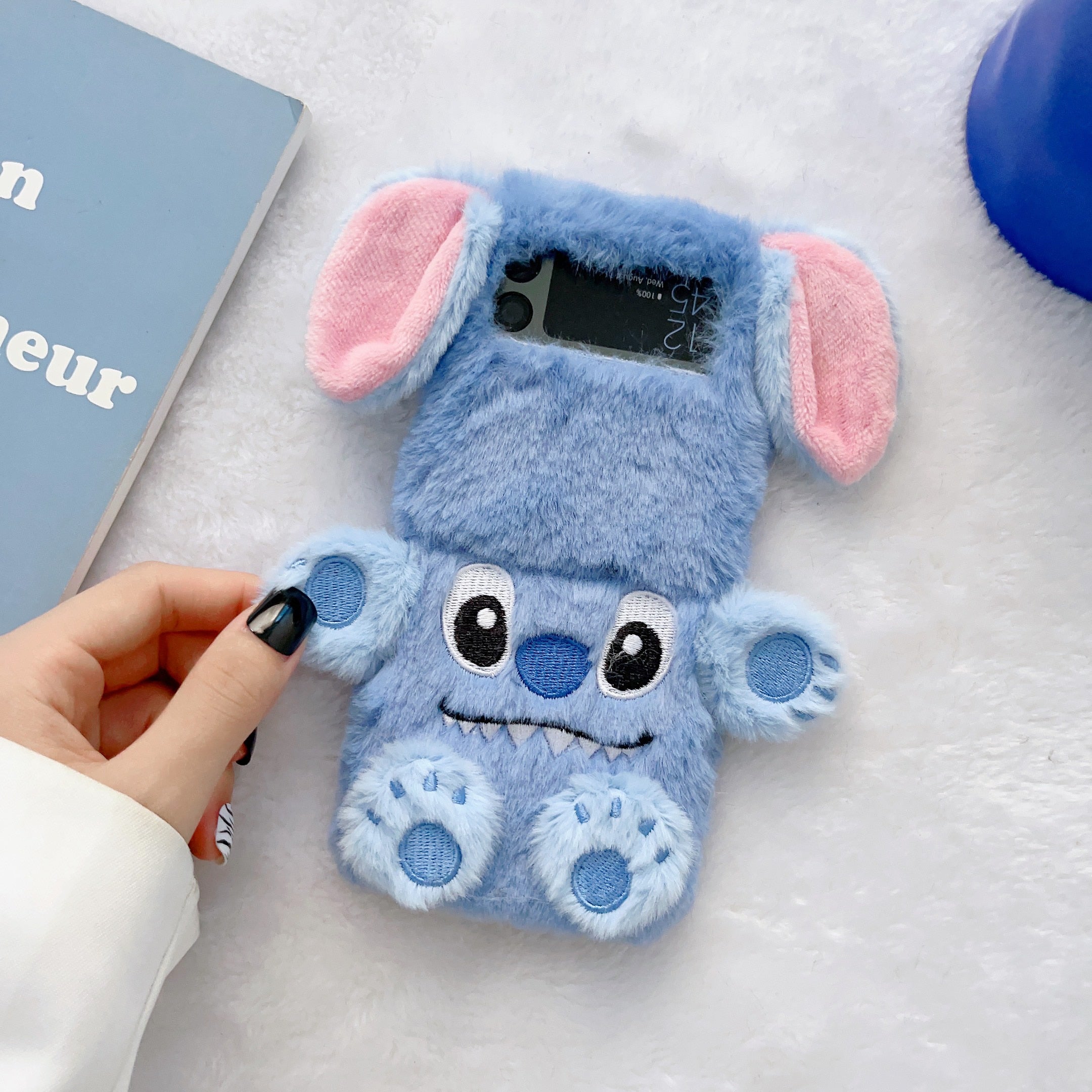 Kawaii Fluffy Stitch Z Flip Phone Case
