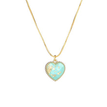 Load image into Gallery viewer, Elegant Heart Gold Necklace
