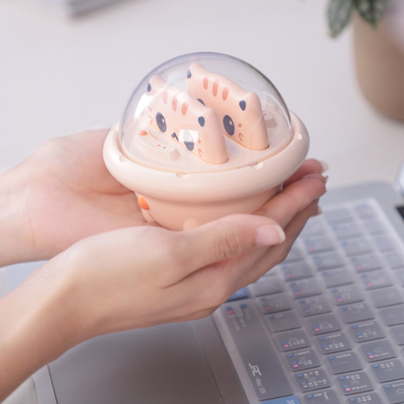 Mini Kawaii Astronaut Space Cat Portable Phone Power Bank